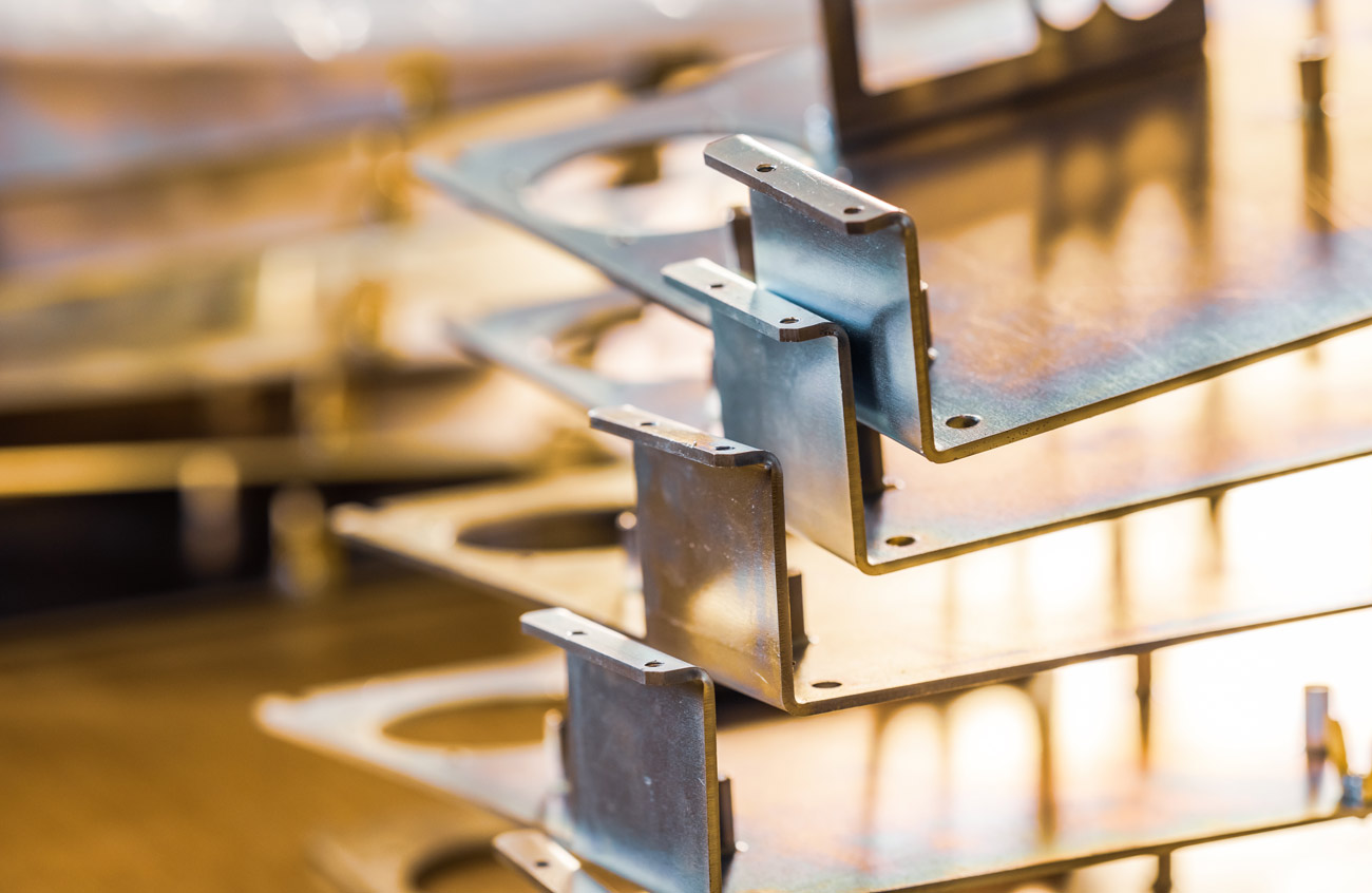 Metal boards and accessories for specialized computers and professional medical equipment